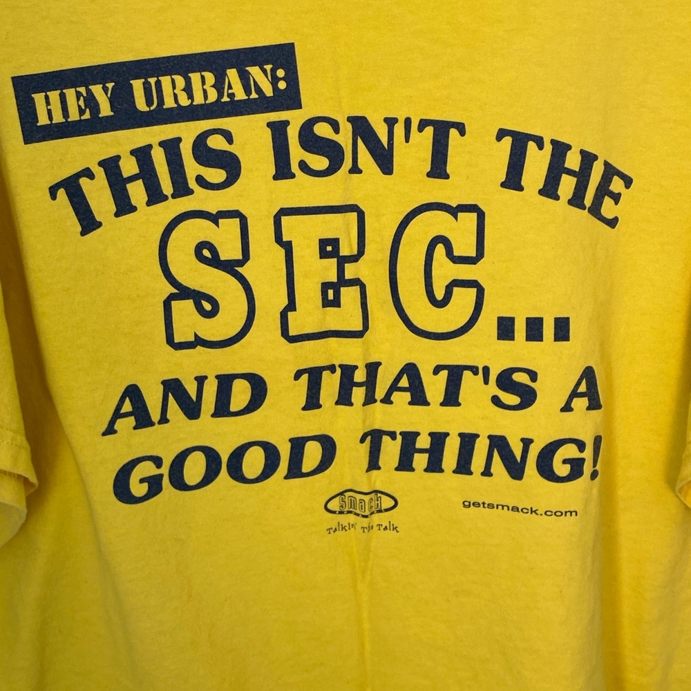 Vintage Urban Cryer Finest Wiener Smack XL Yellow Tee Michigan Ohio Rivalry - Picture 4 of 5